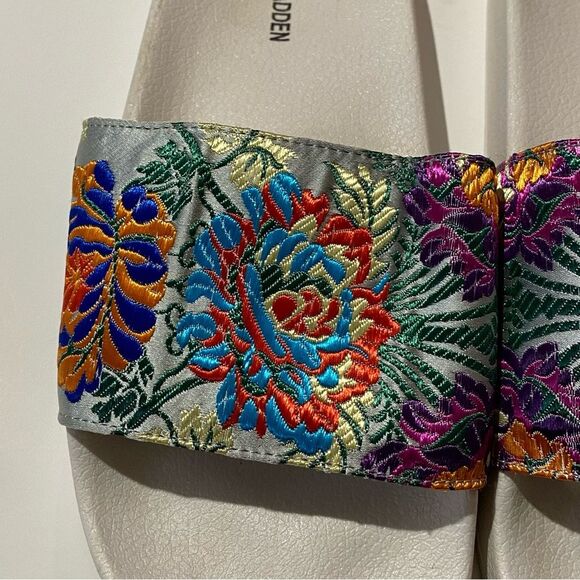 Steve Madden Embroidered Floral Starship Slide Sandals Women's size 10 - Picture 10 of 16
